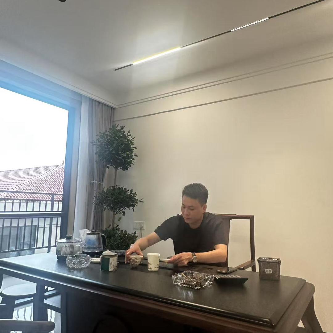 叶飞。