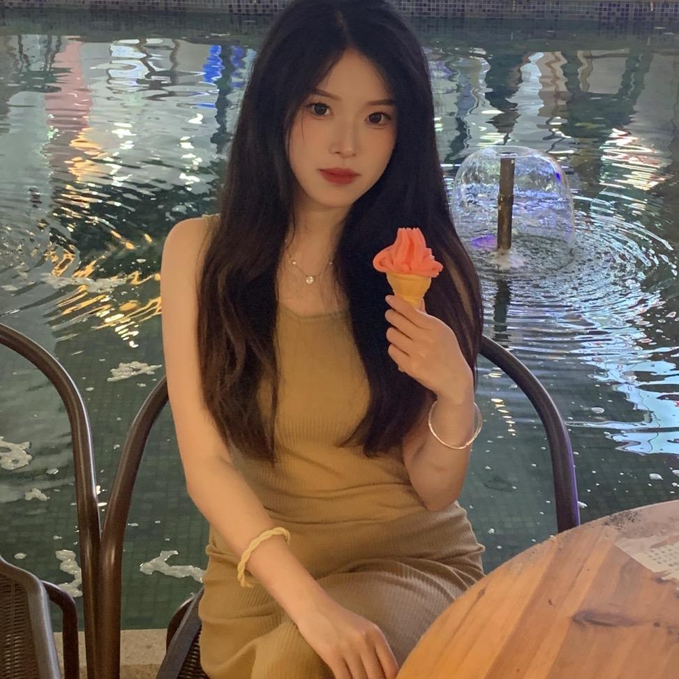 77呀