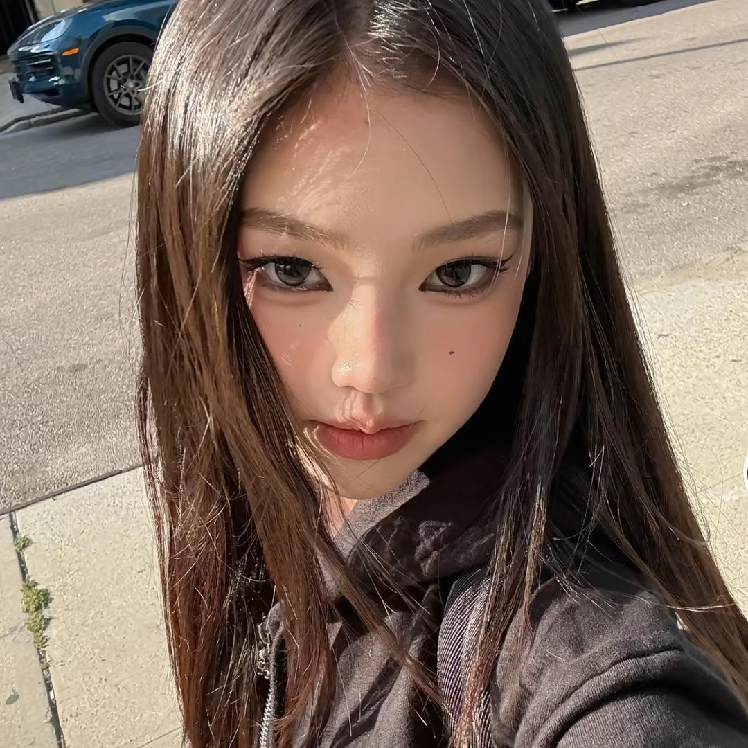 蓝^