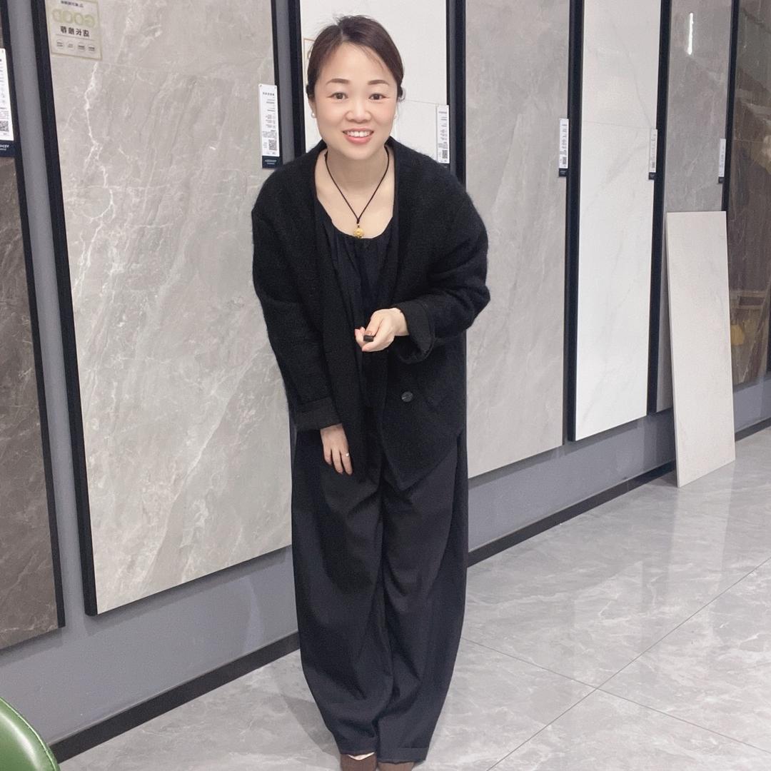 句容鹰牌陶瓷潘霞