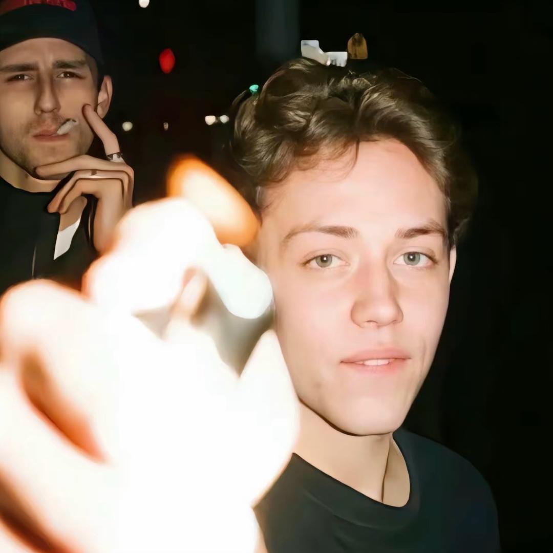 💸