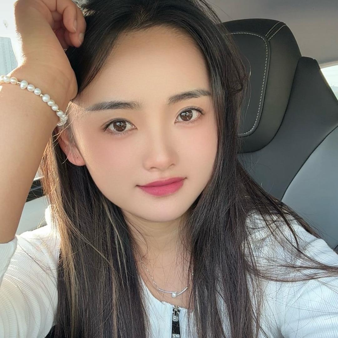 闪闪大岩💫💫