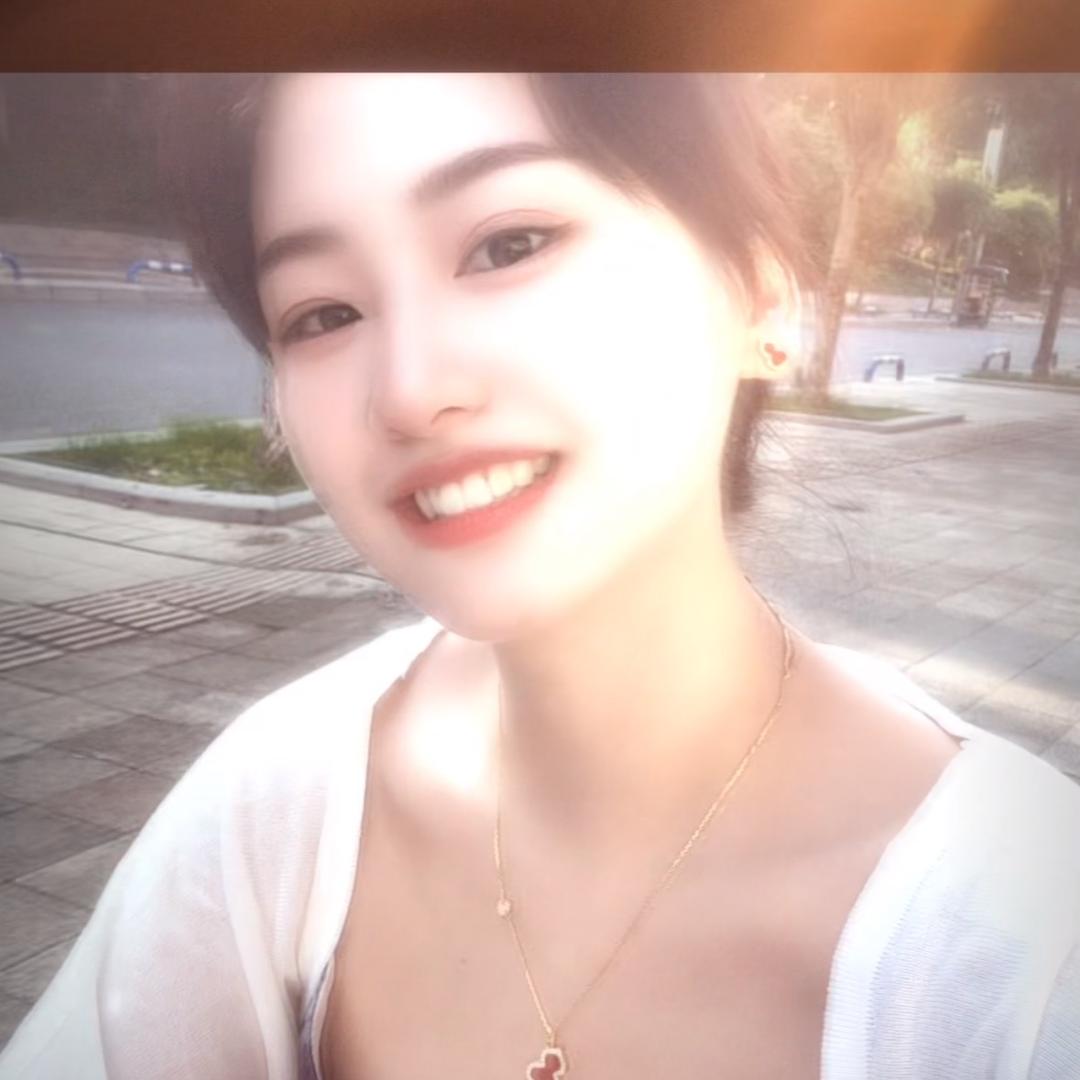 凌😁