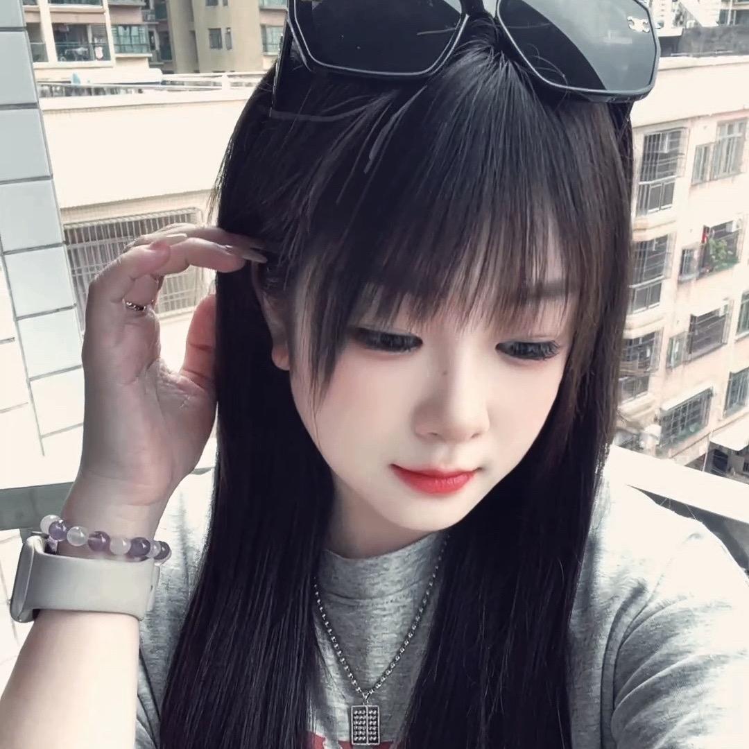 👑A . 君  💚（拒绝私聊）