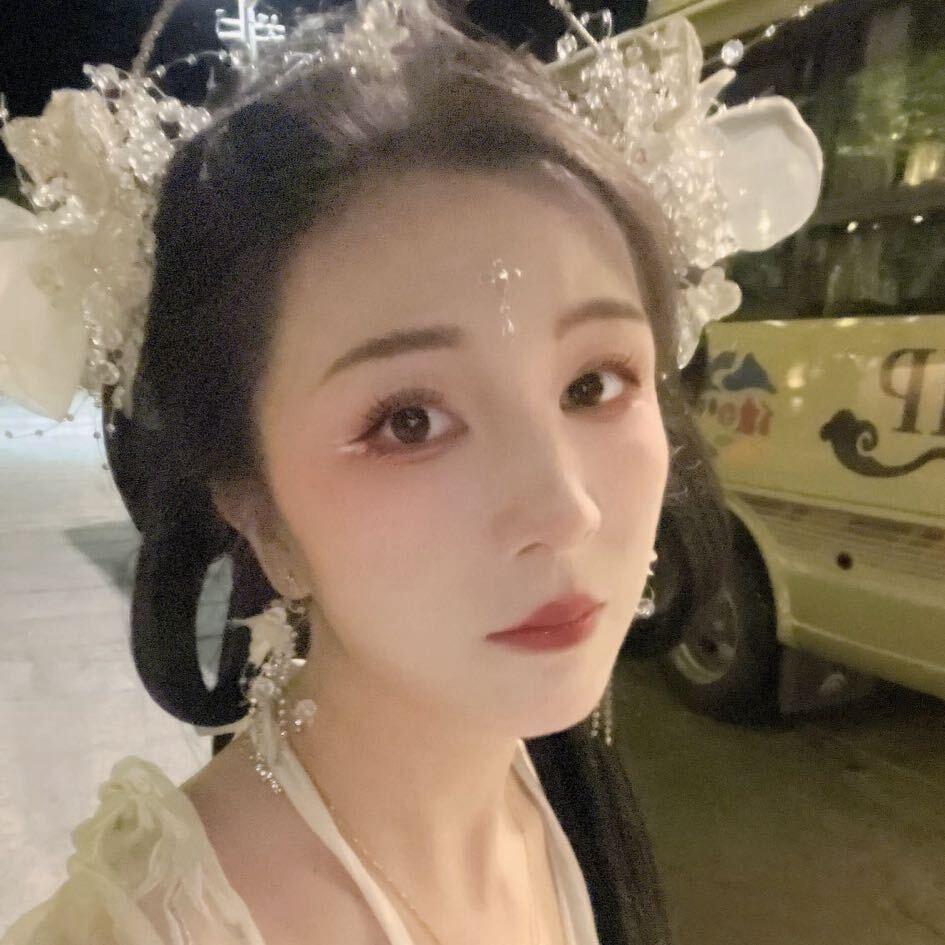 富婆牵鄂州