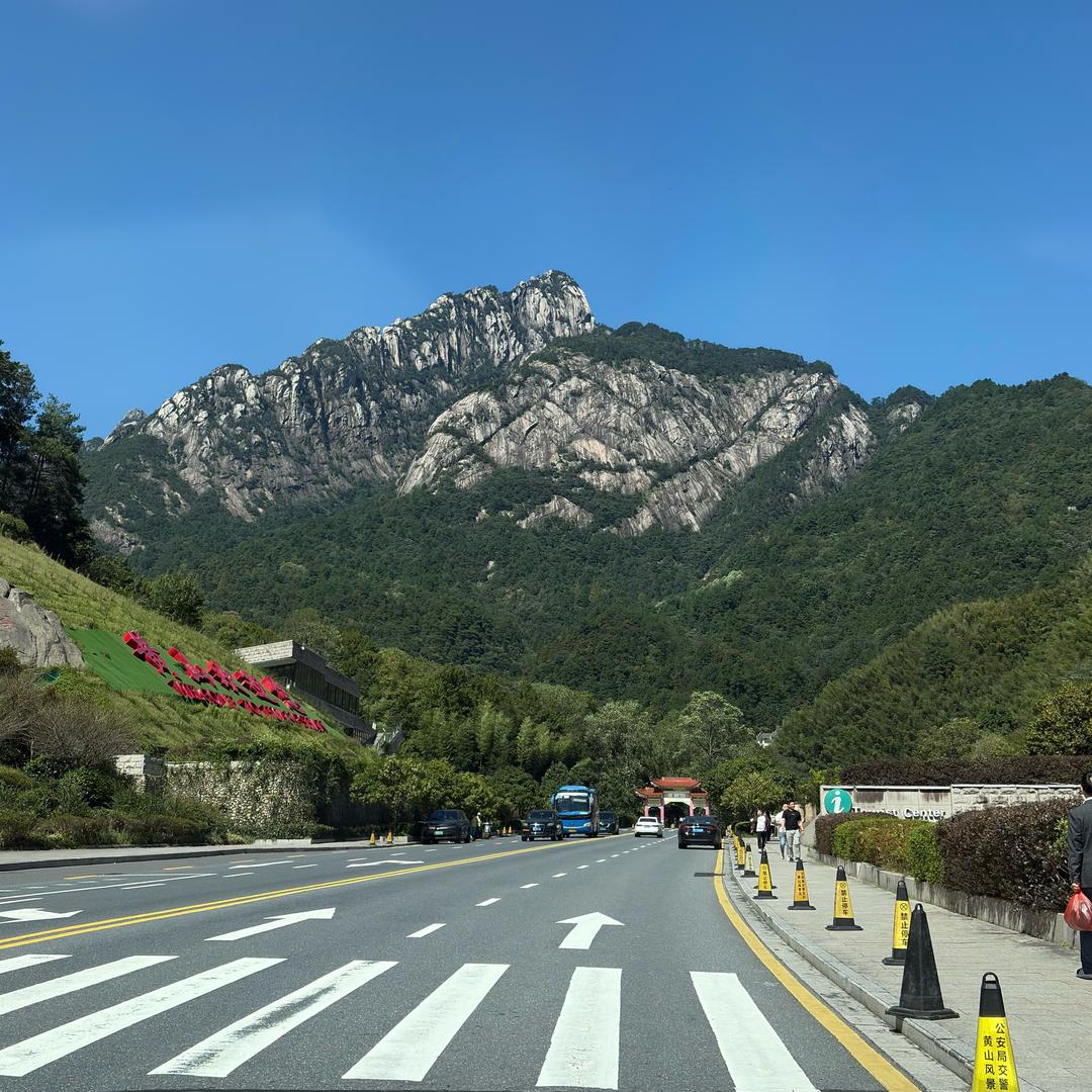 晴风亮影