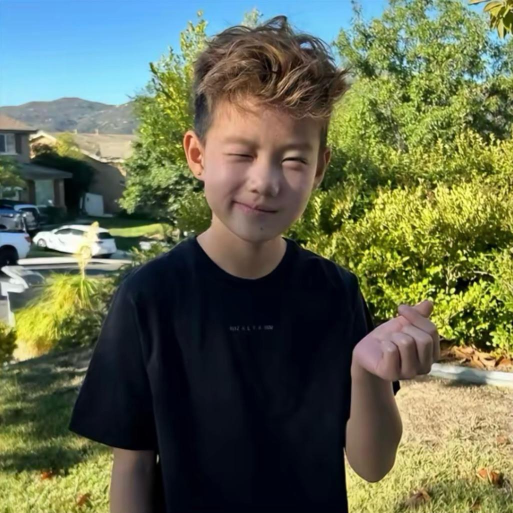 luckyJ