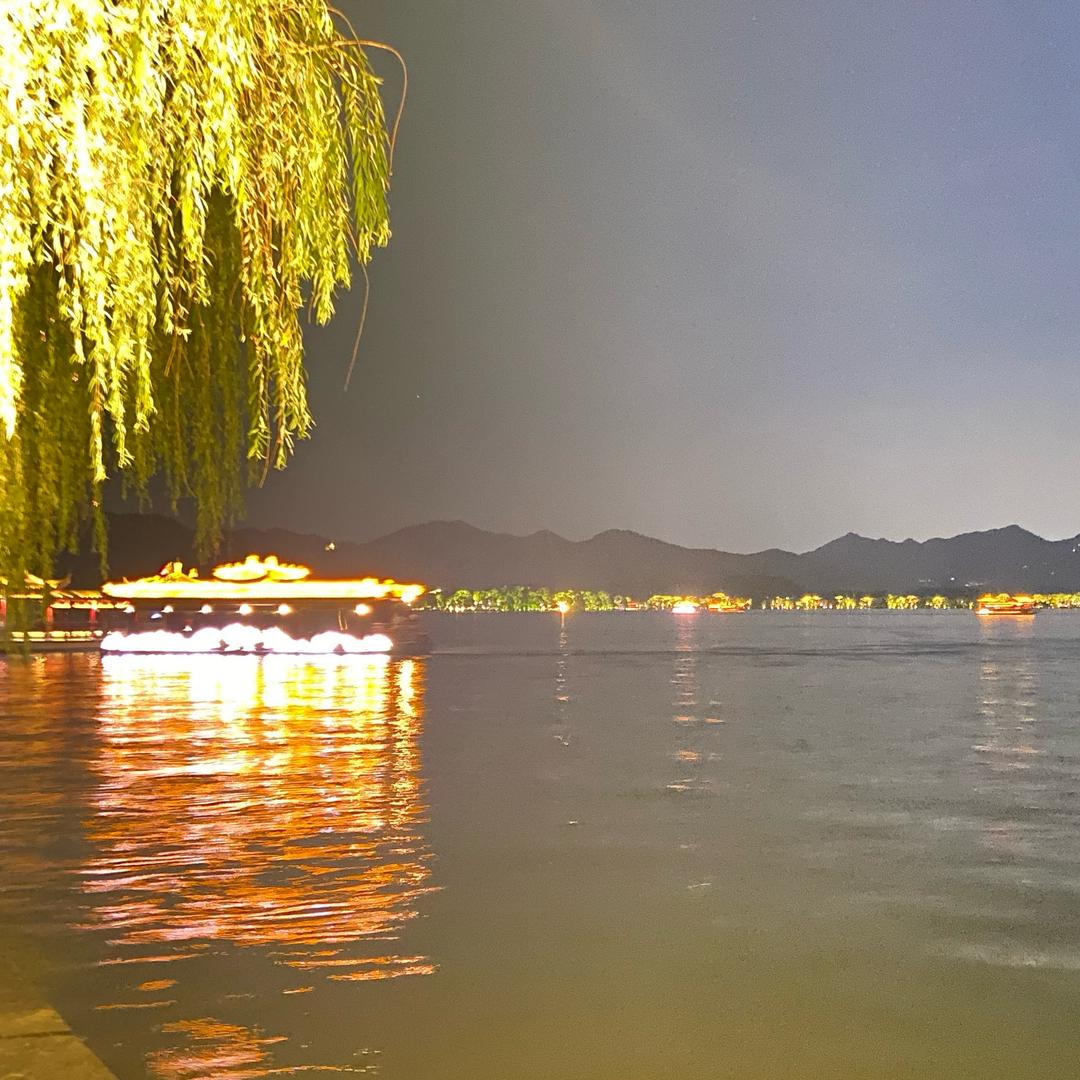 男生的花样年华🌈