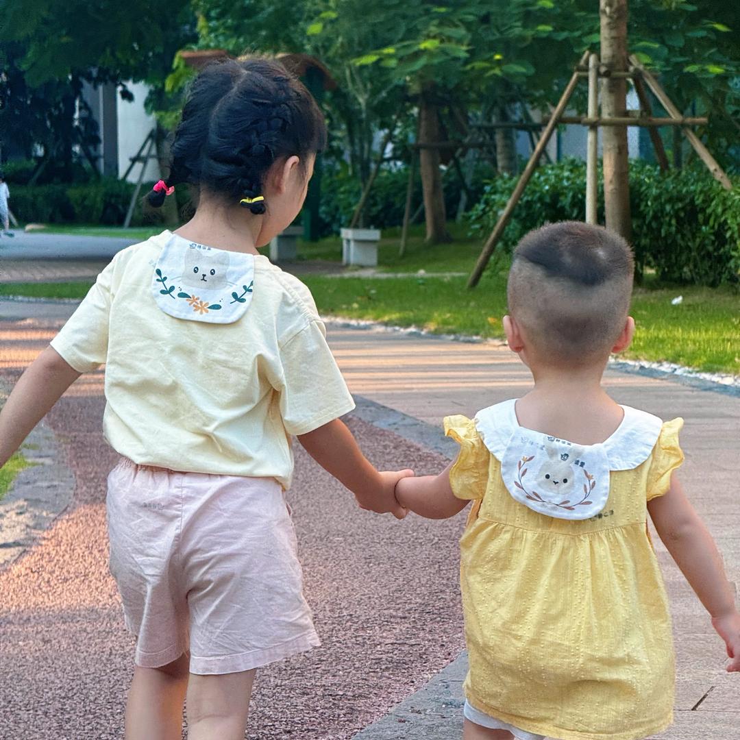 黄黄黄颖诗