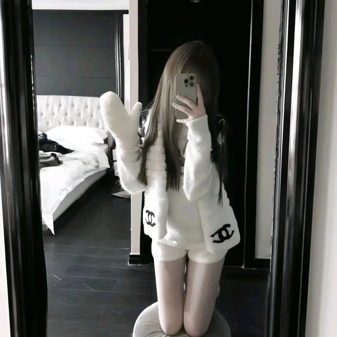 Rㅤ