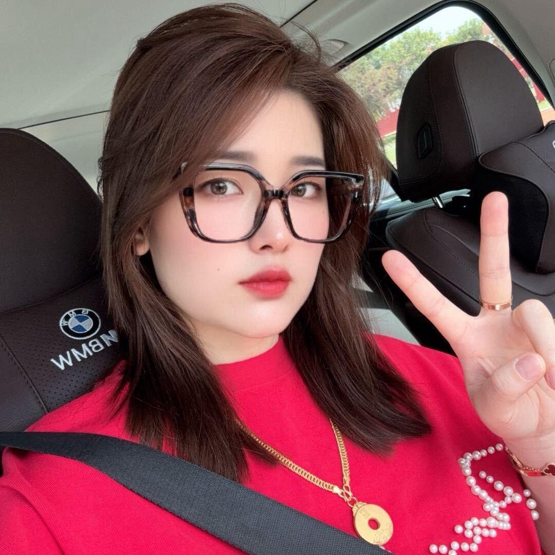 欧灵导师丽莎