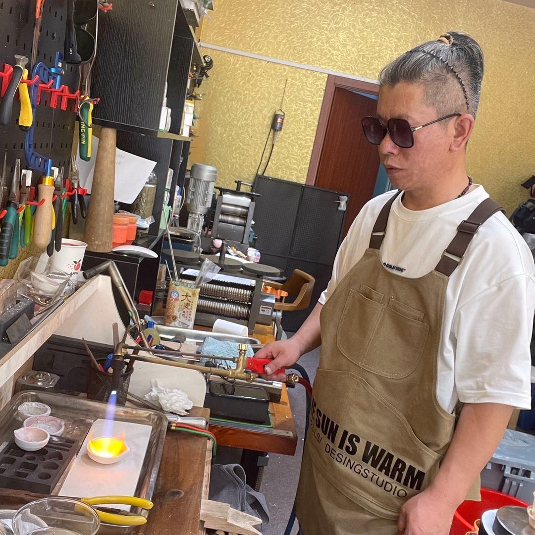 吉米老头（即墨王师傅打金店）