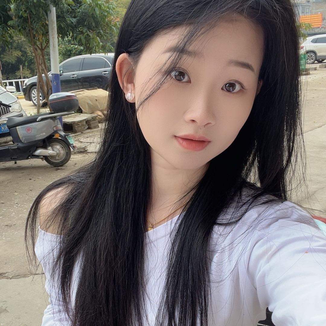 小啊怡