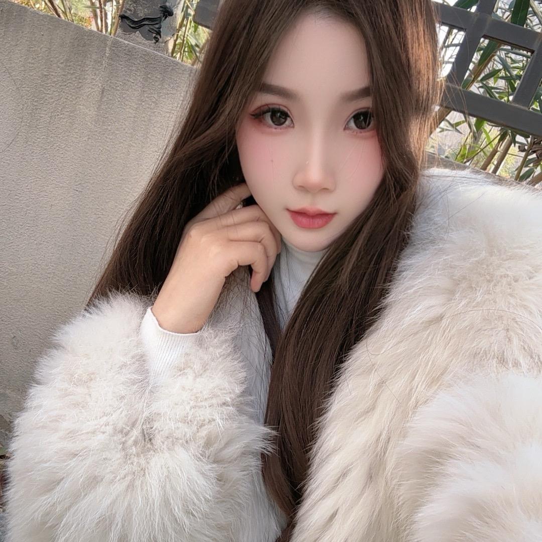 小洛洛
