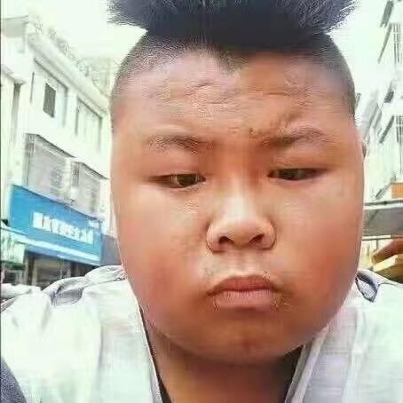 老子是社会上勒