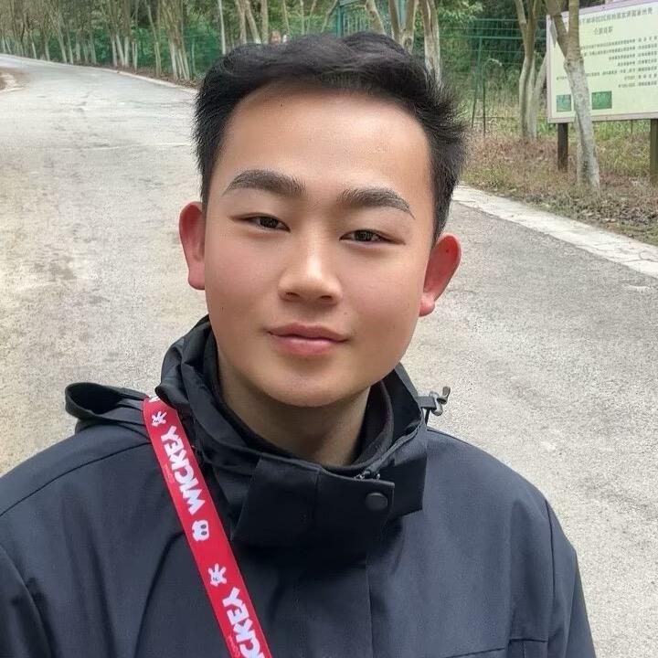 申小八