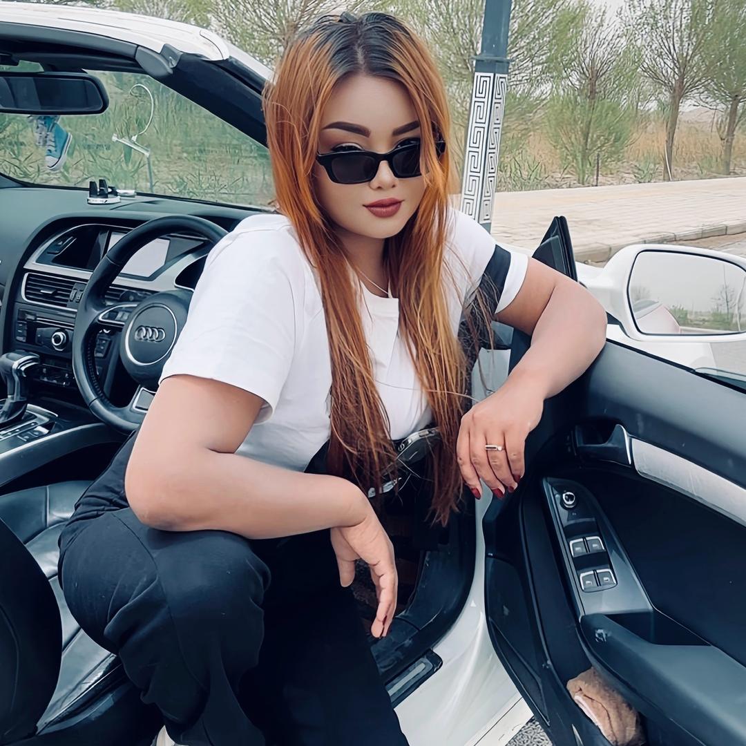 丽娜 💃