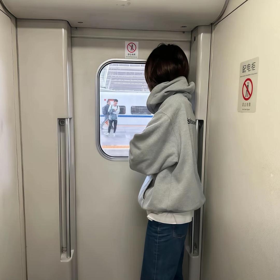 Aaaa（见过张杰三次版）