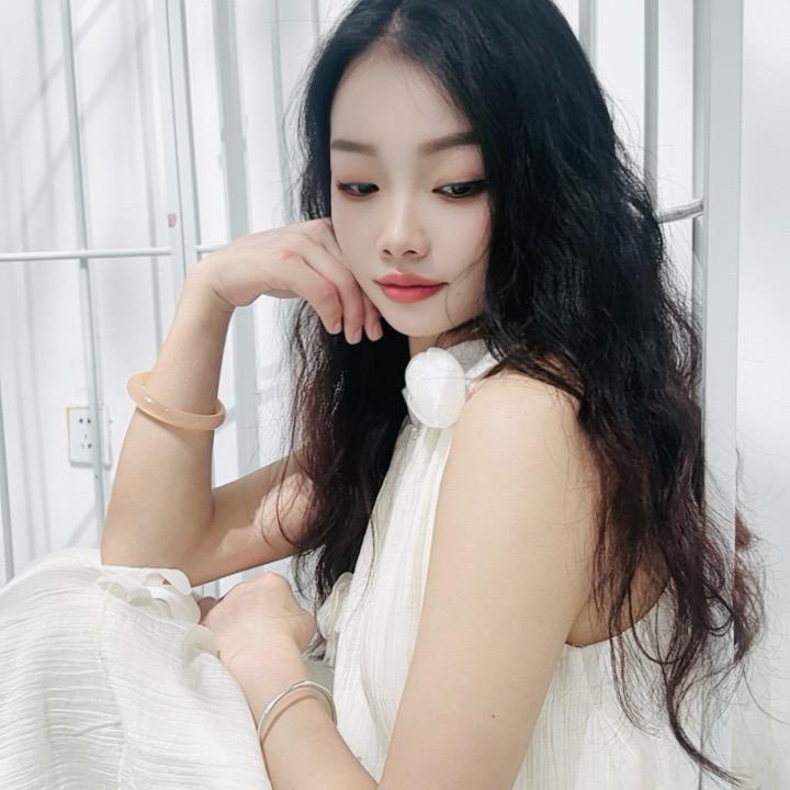 贵阳化妆师香香（免费试妆）
