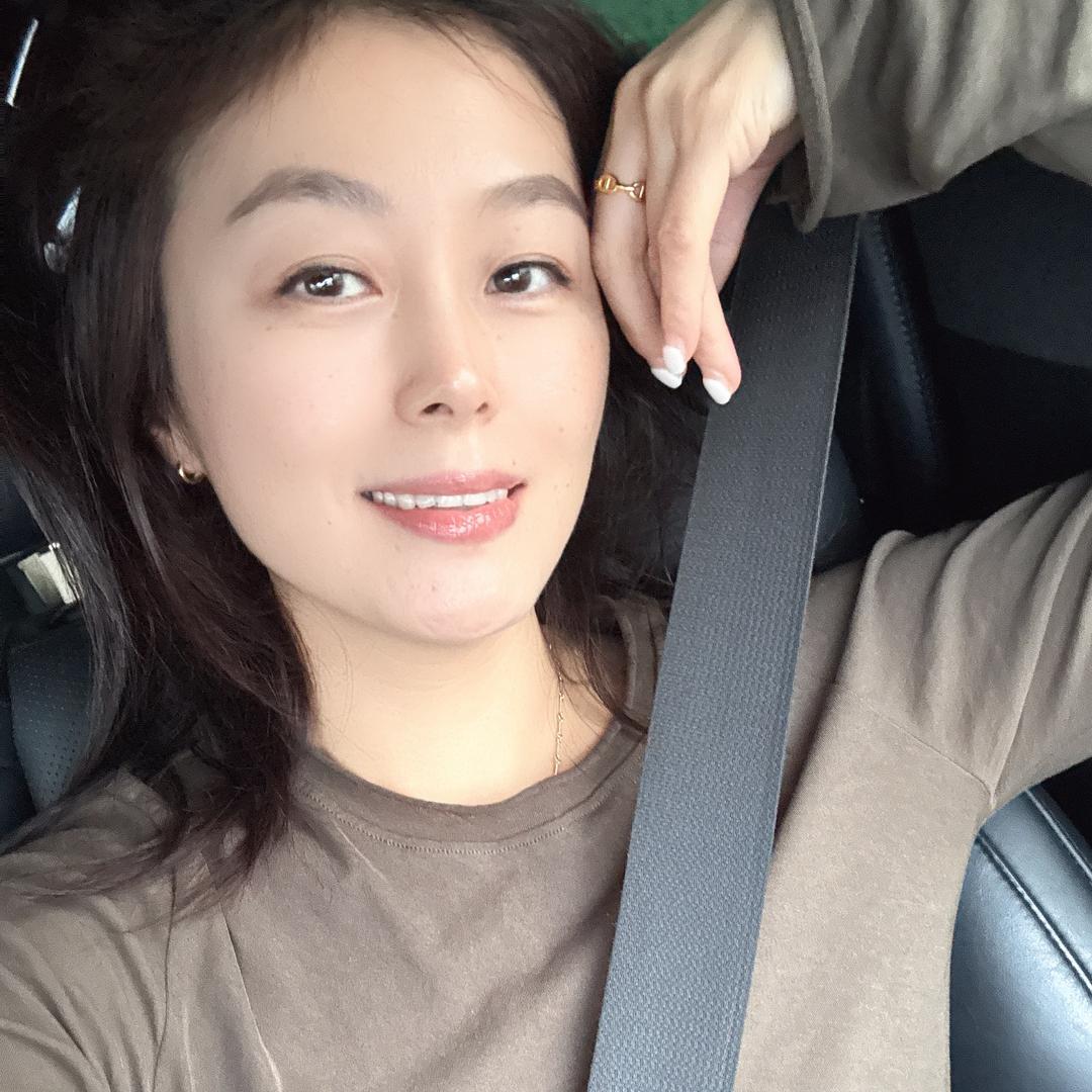唐果极简服饰
