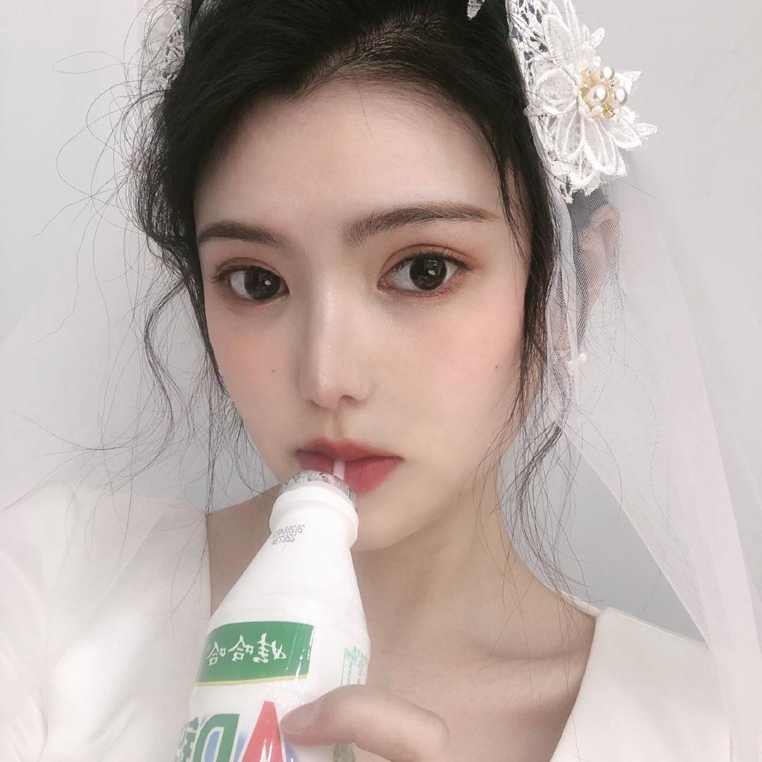 囍白白