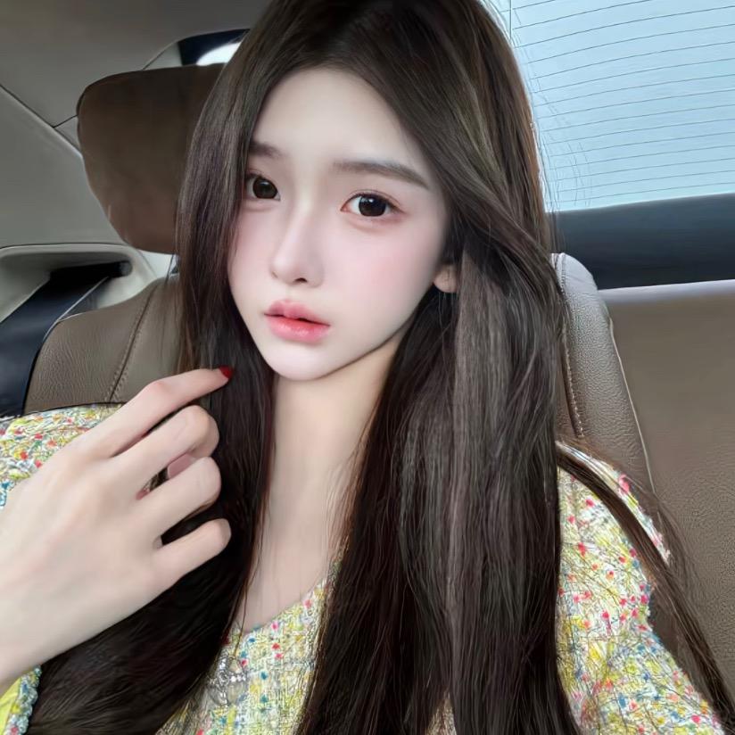 小娜穿搭