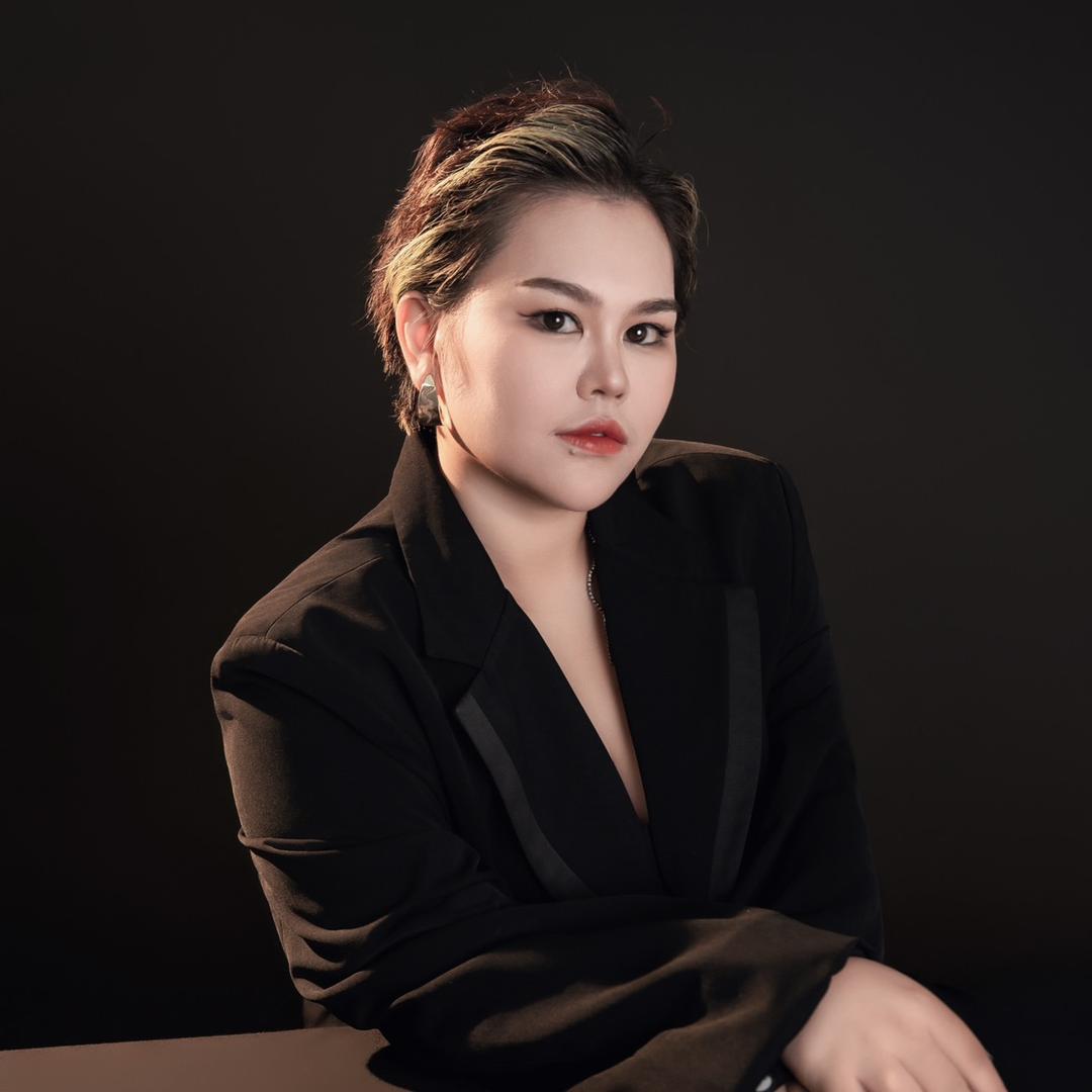 绚羽希调肤连锁（郭郭）
