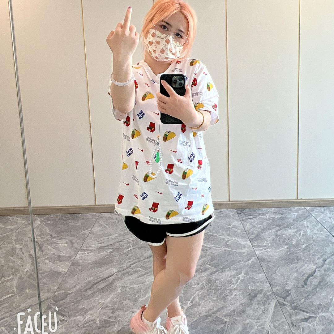 卿卿