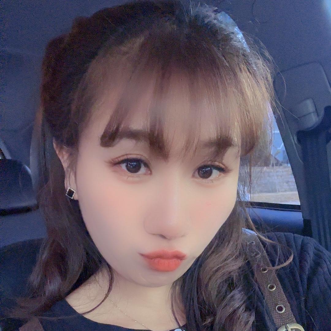 LI、哼哼