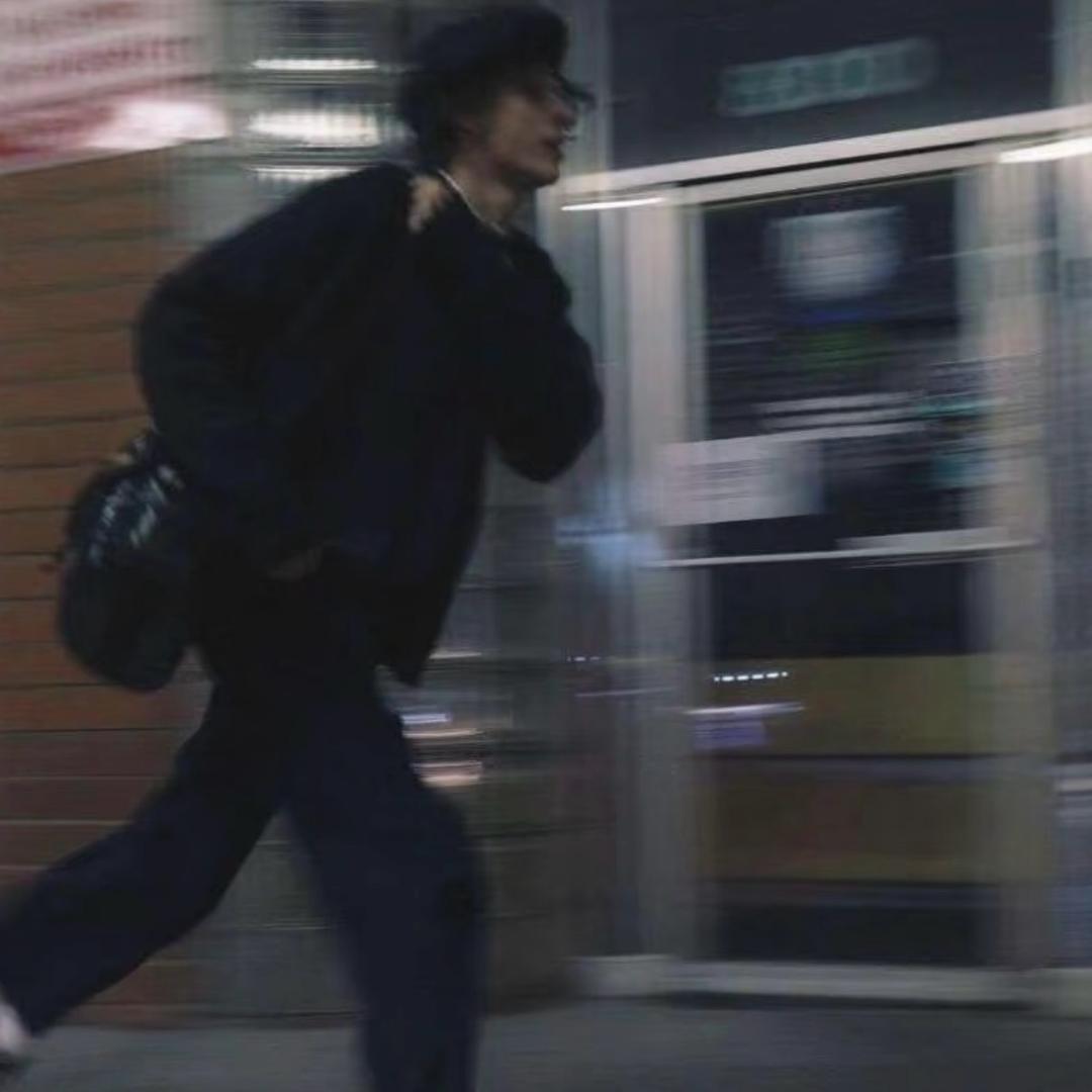 骑老太太过马路