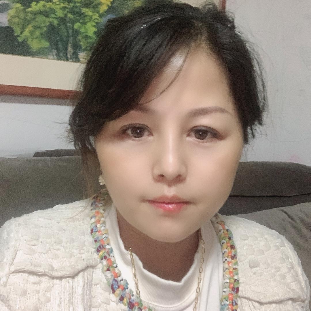 @李芹在改变