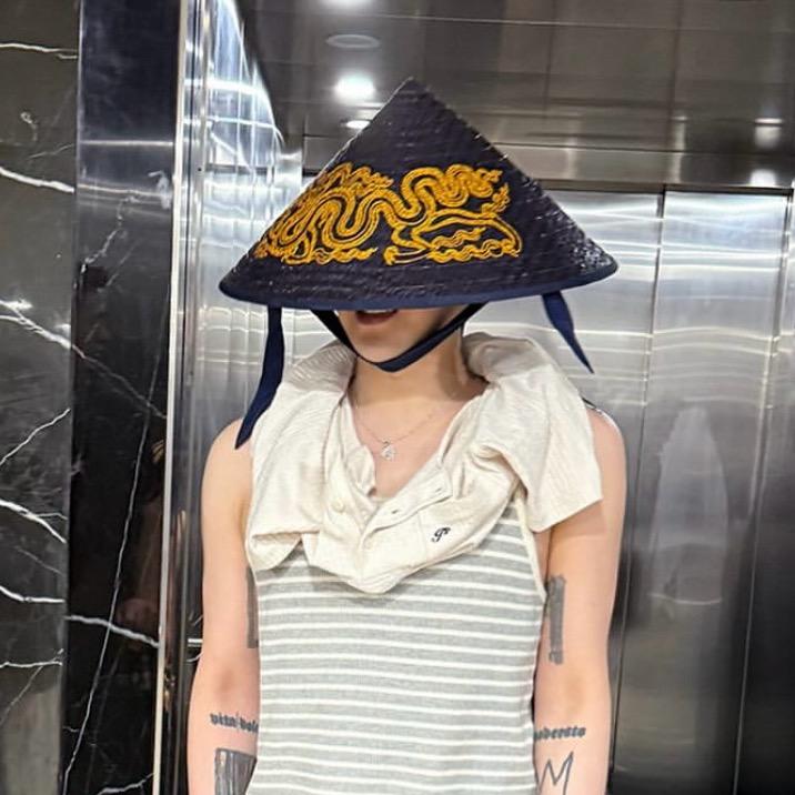 壹