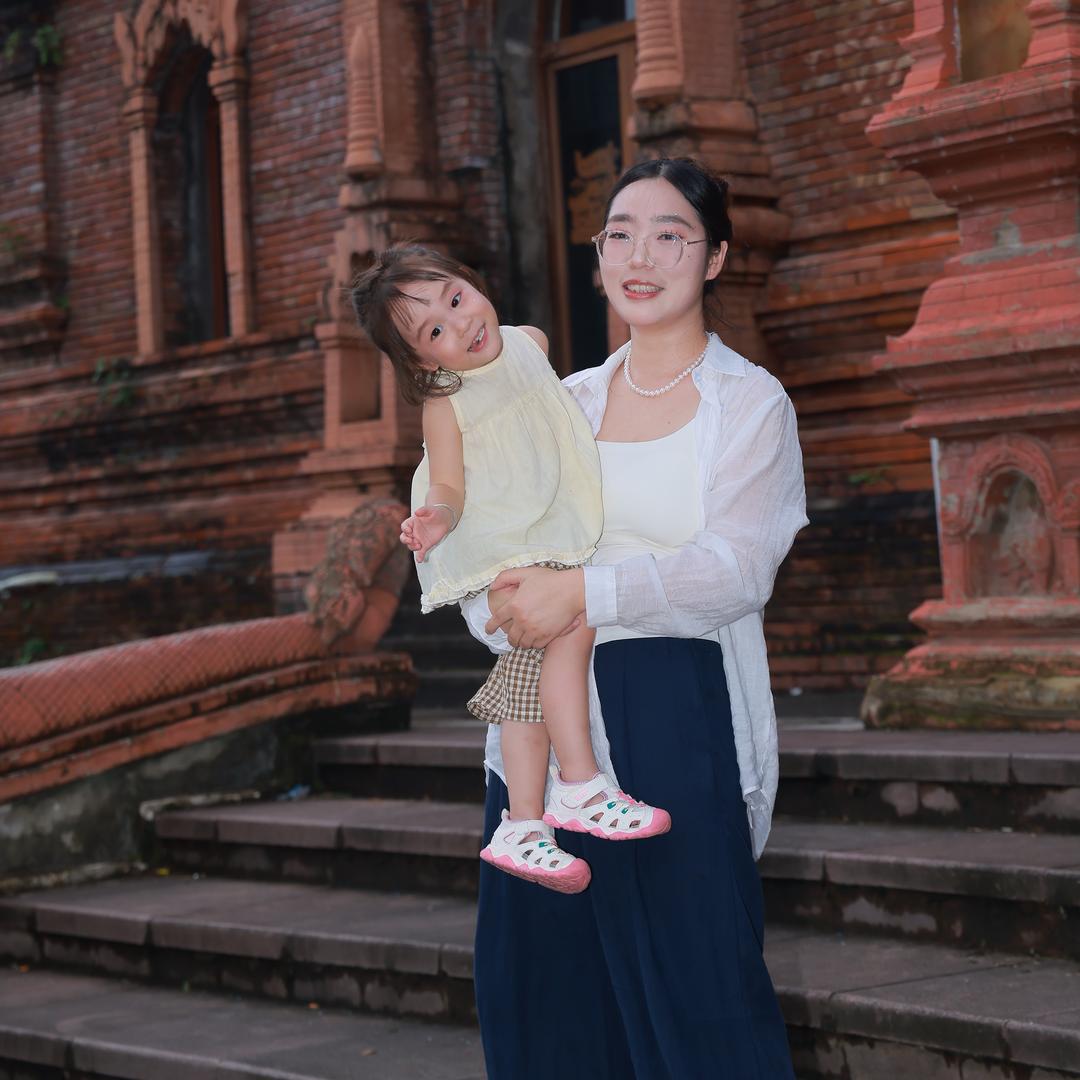 嘻嘻哈哈小皮妈