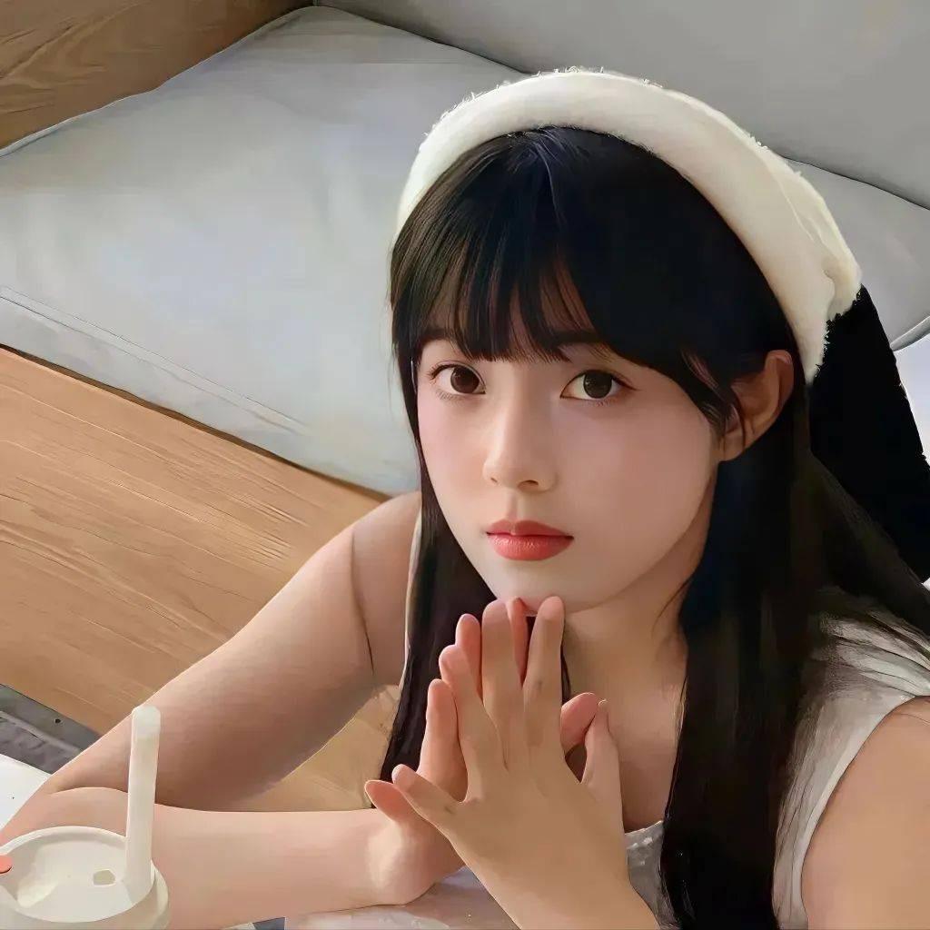 叶丸子Jam（爱穿搭）