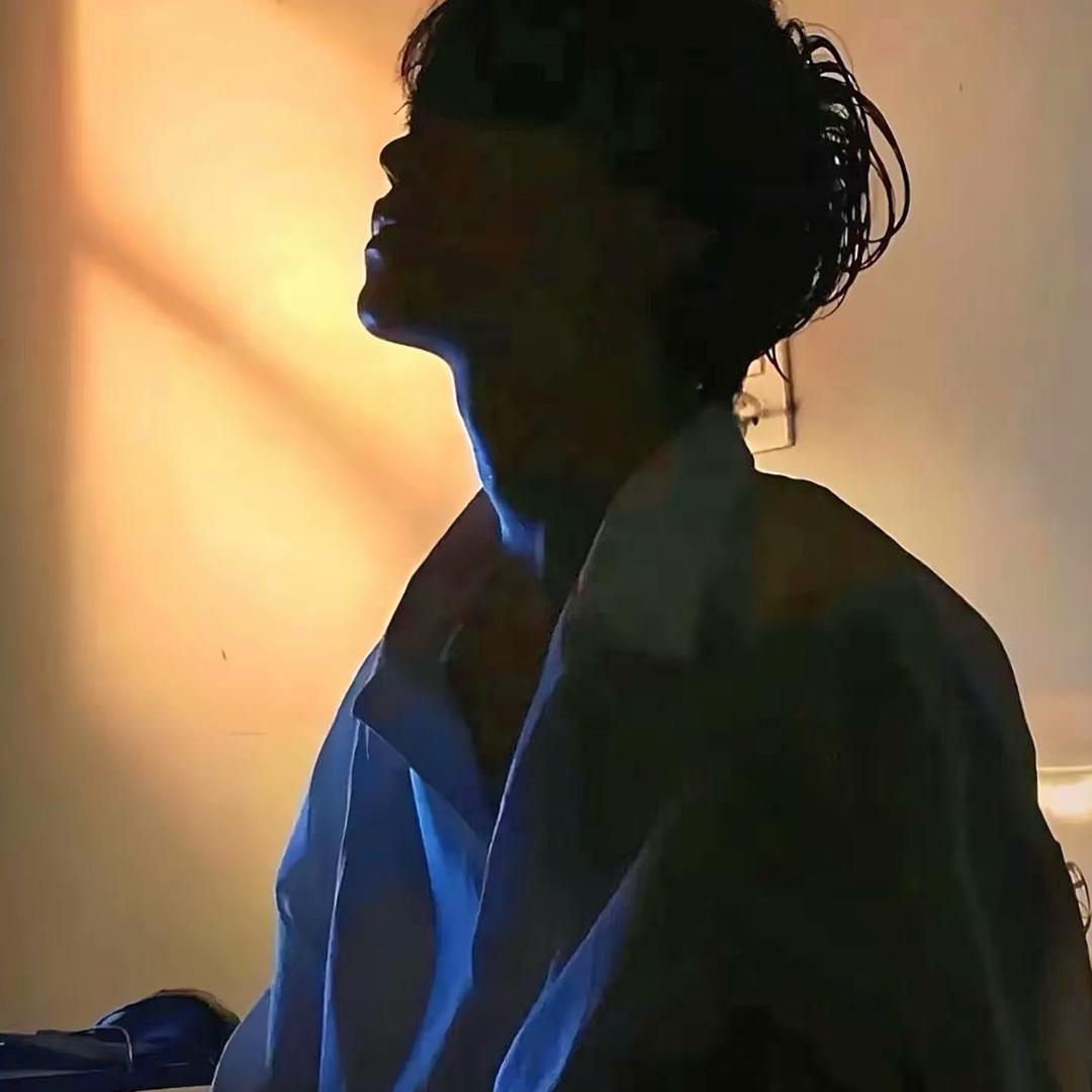 𝓱.寒江