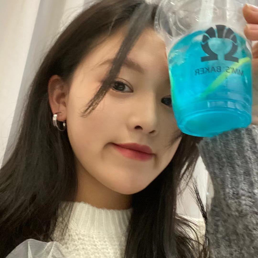 琦子睡醒啦
