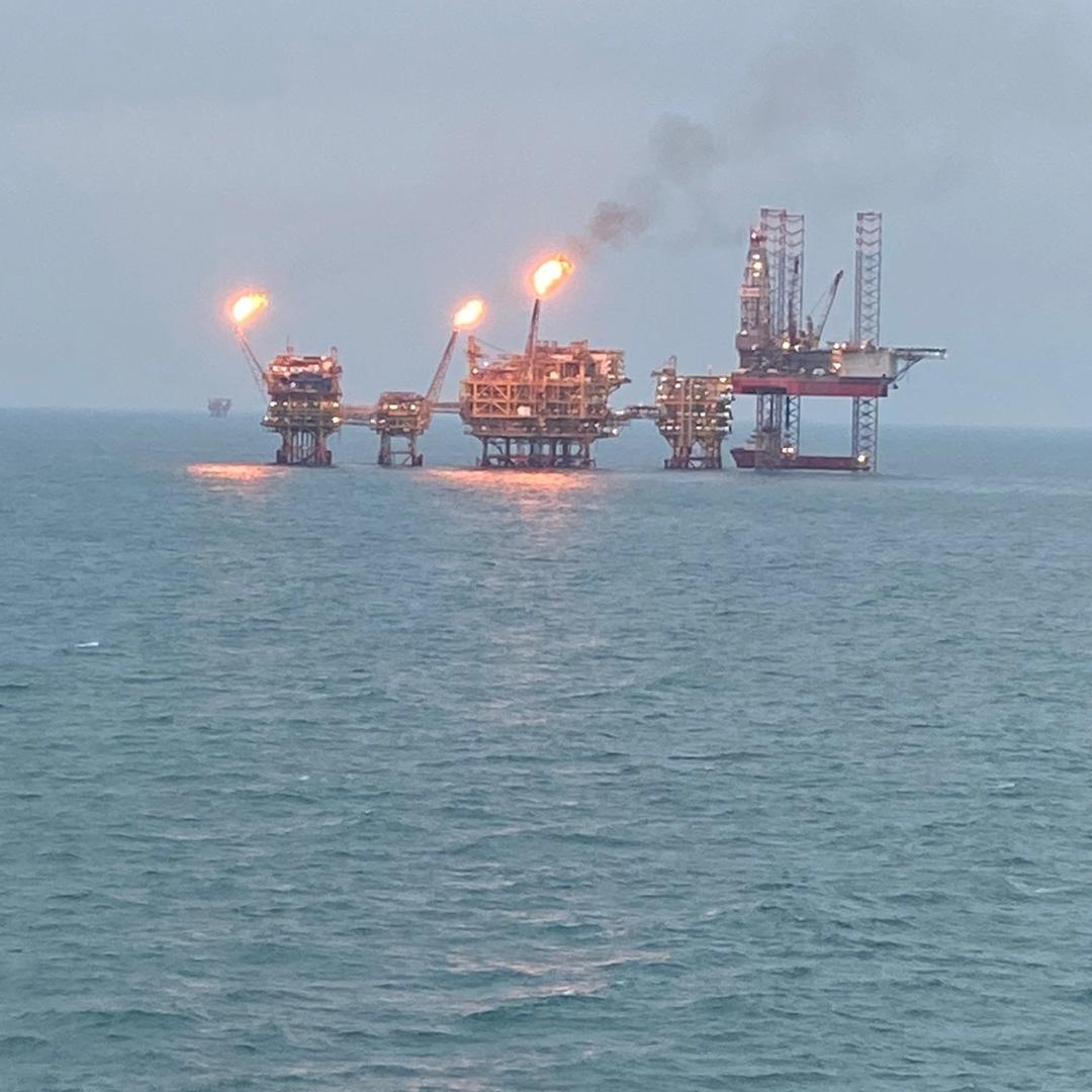 石油工人有力量