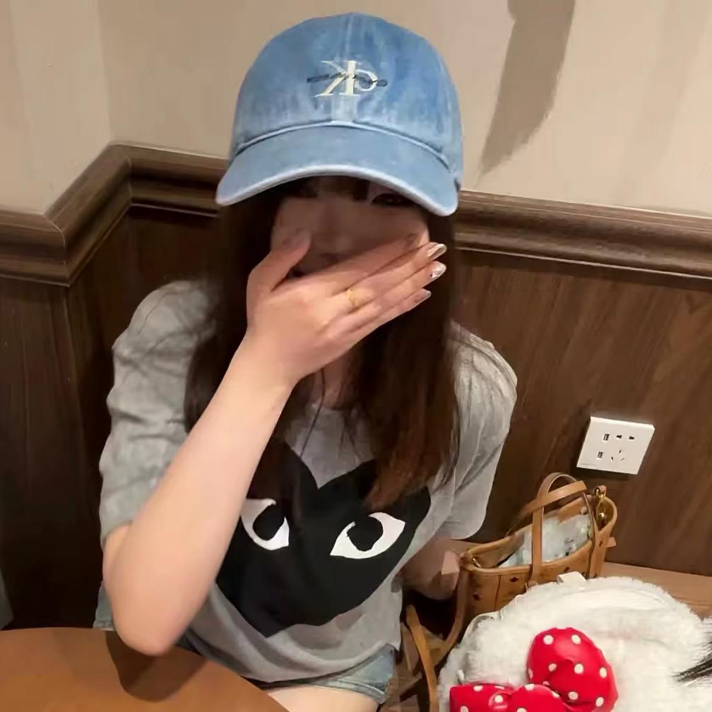 婷婷.