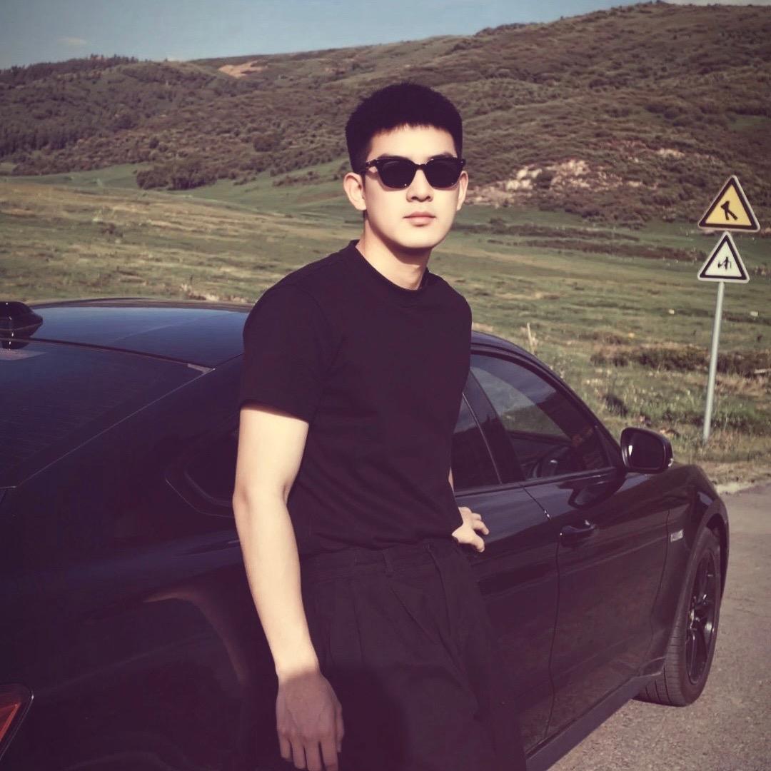 张家豪　   　　🪳