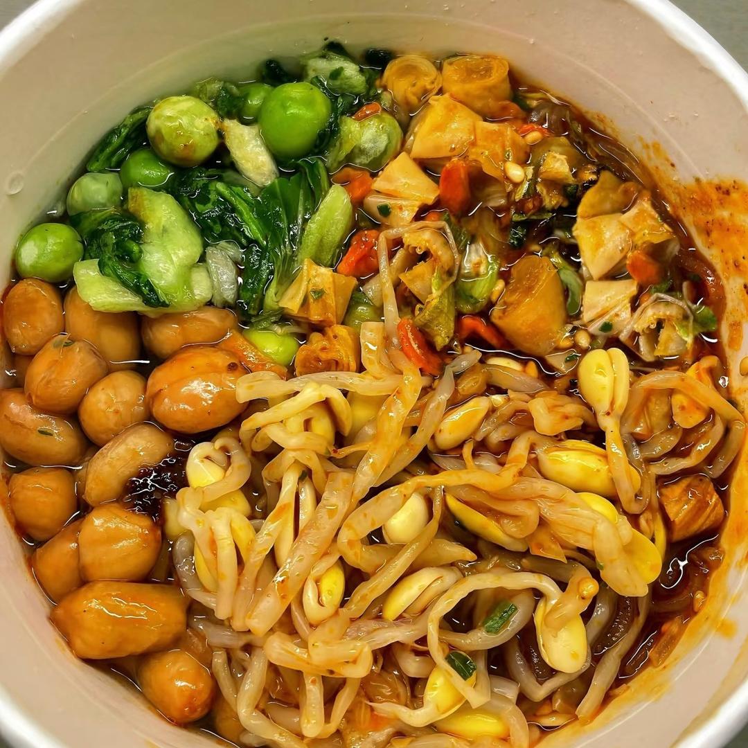 酸辣粉工厂张老板