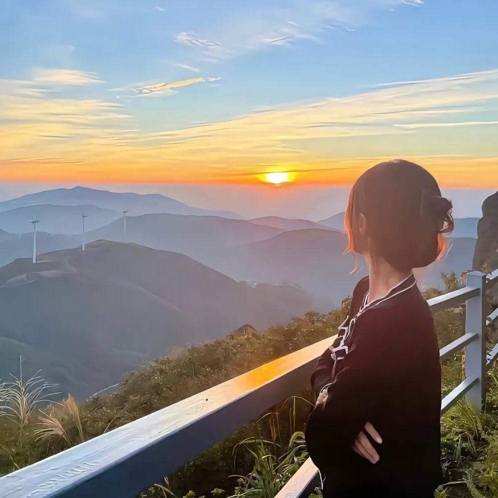 多么哇塞的姑娘。