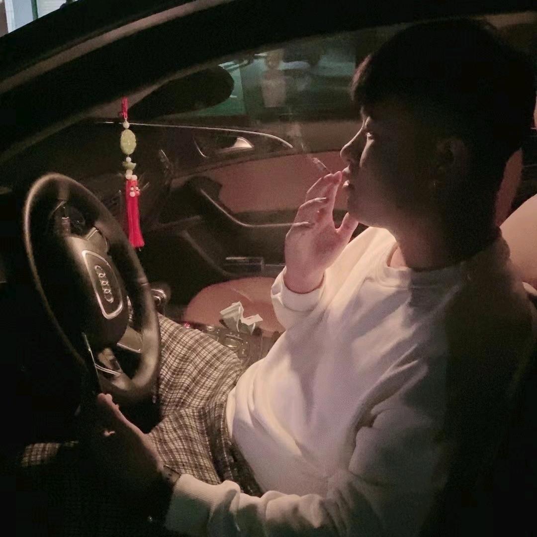 👧🏻¹⁹⁹⁸ฅ՞•ﻌ•՞ฅ