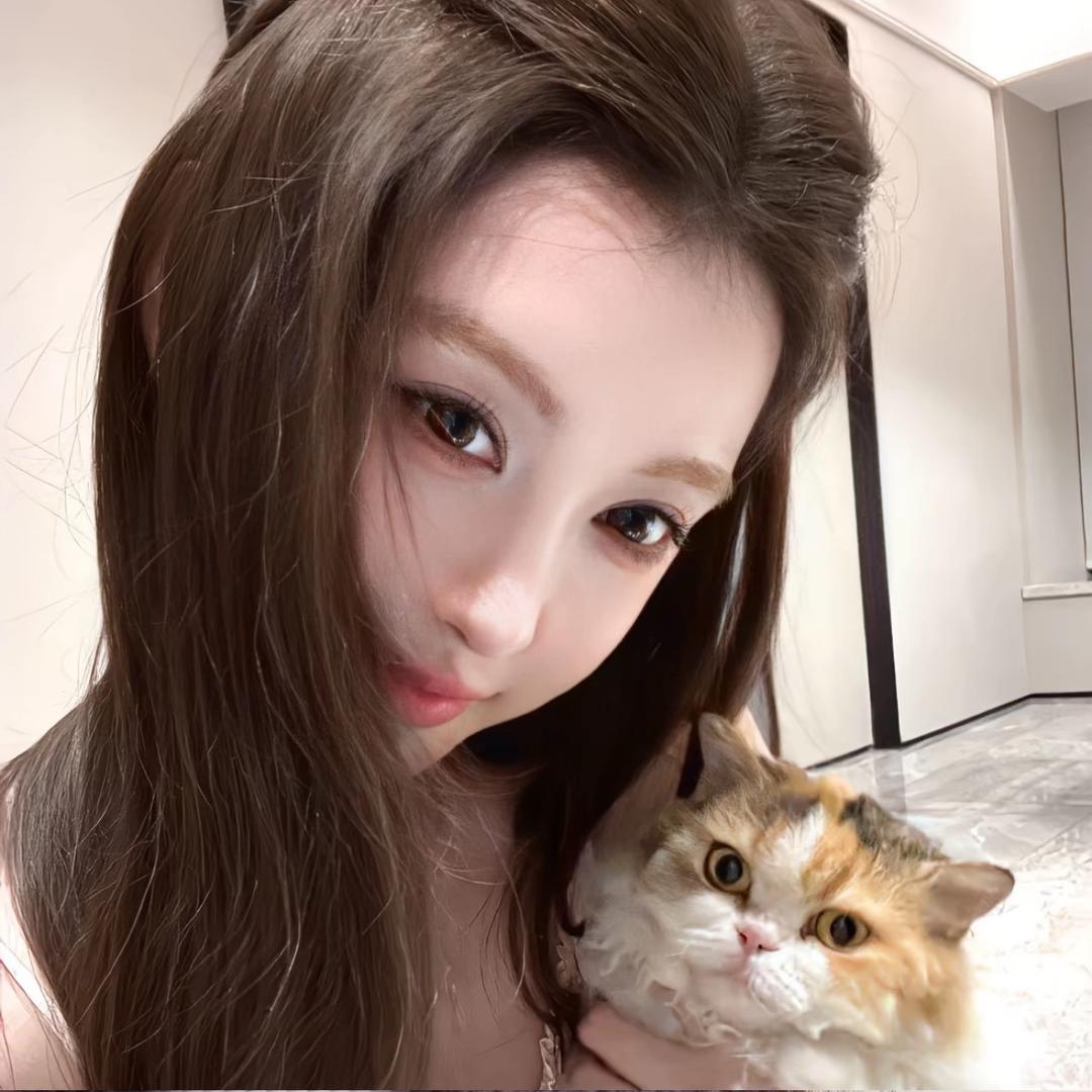 小馨.