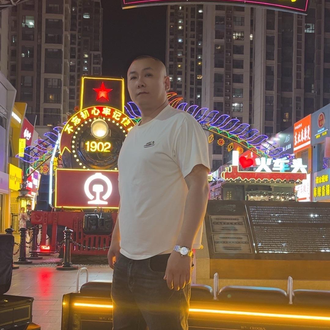 弹幕小游戏-莉莉