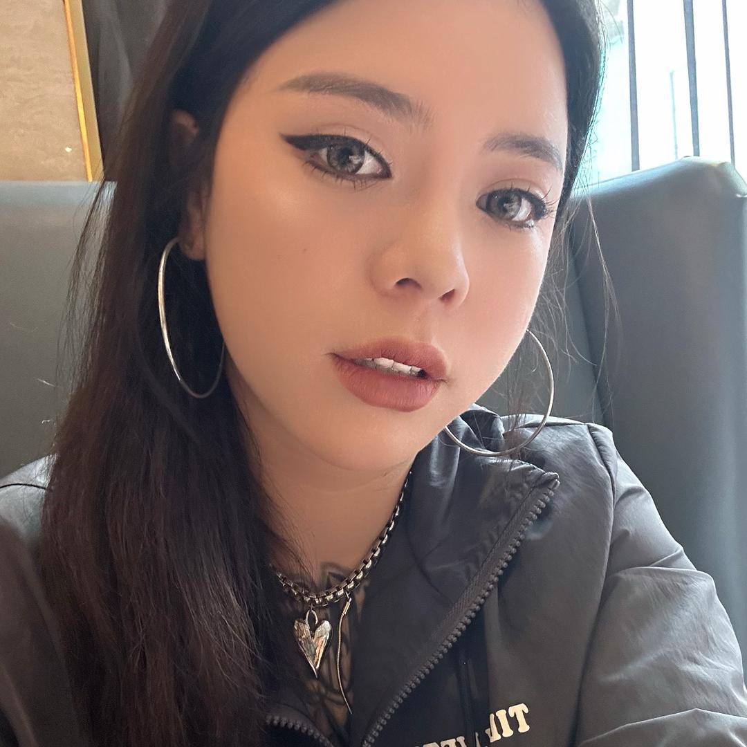 有点有趣的美女大海🪲