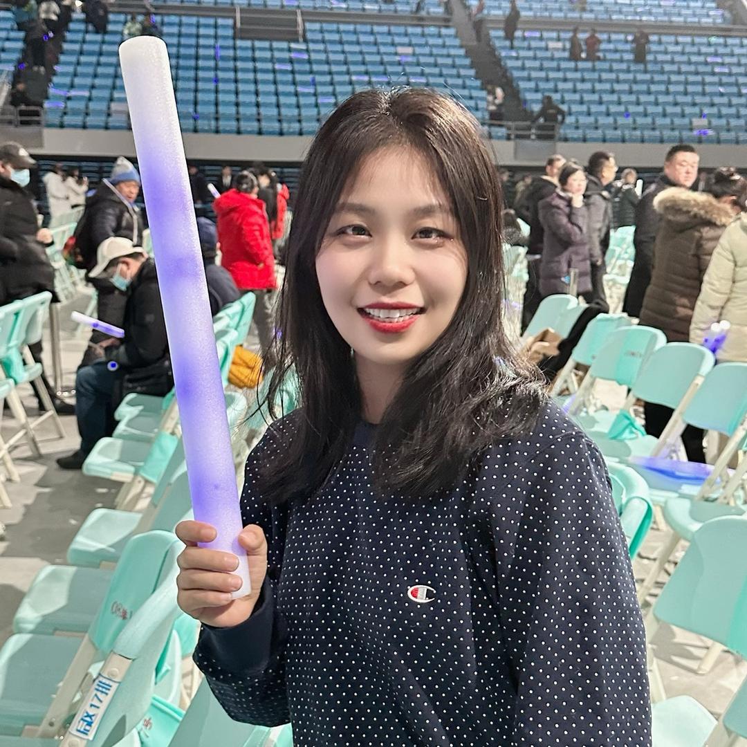 奕含💫