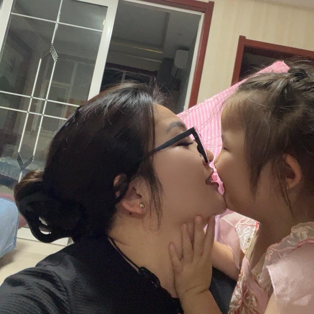 依蓓嘛嘛