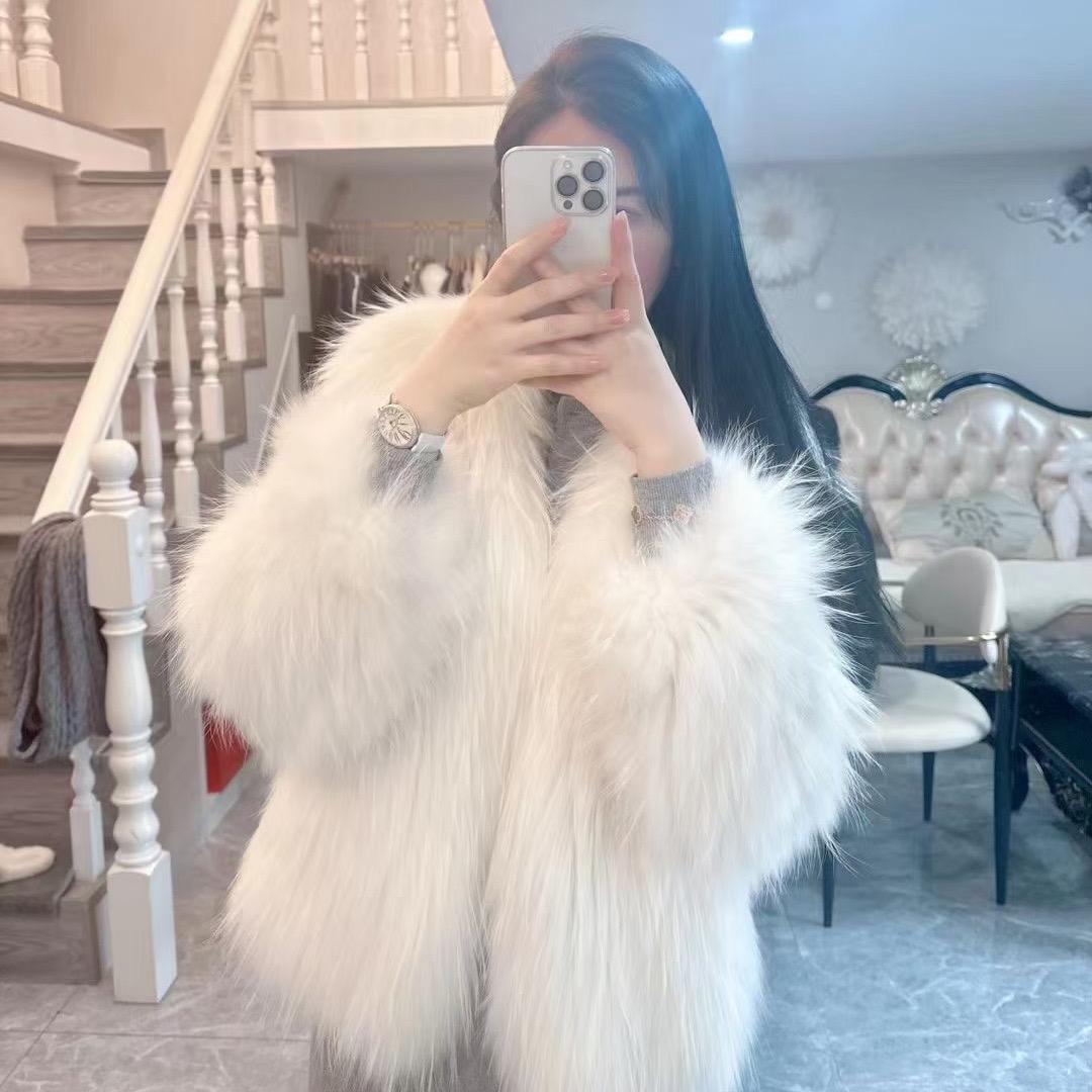 七七吃不月半来商贸商行