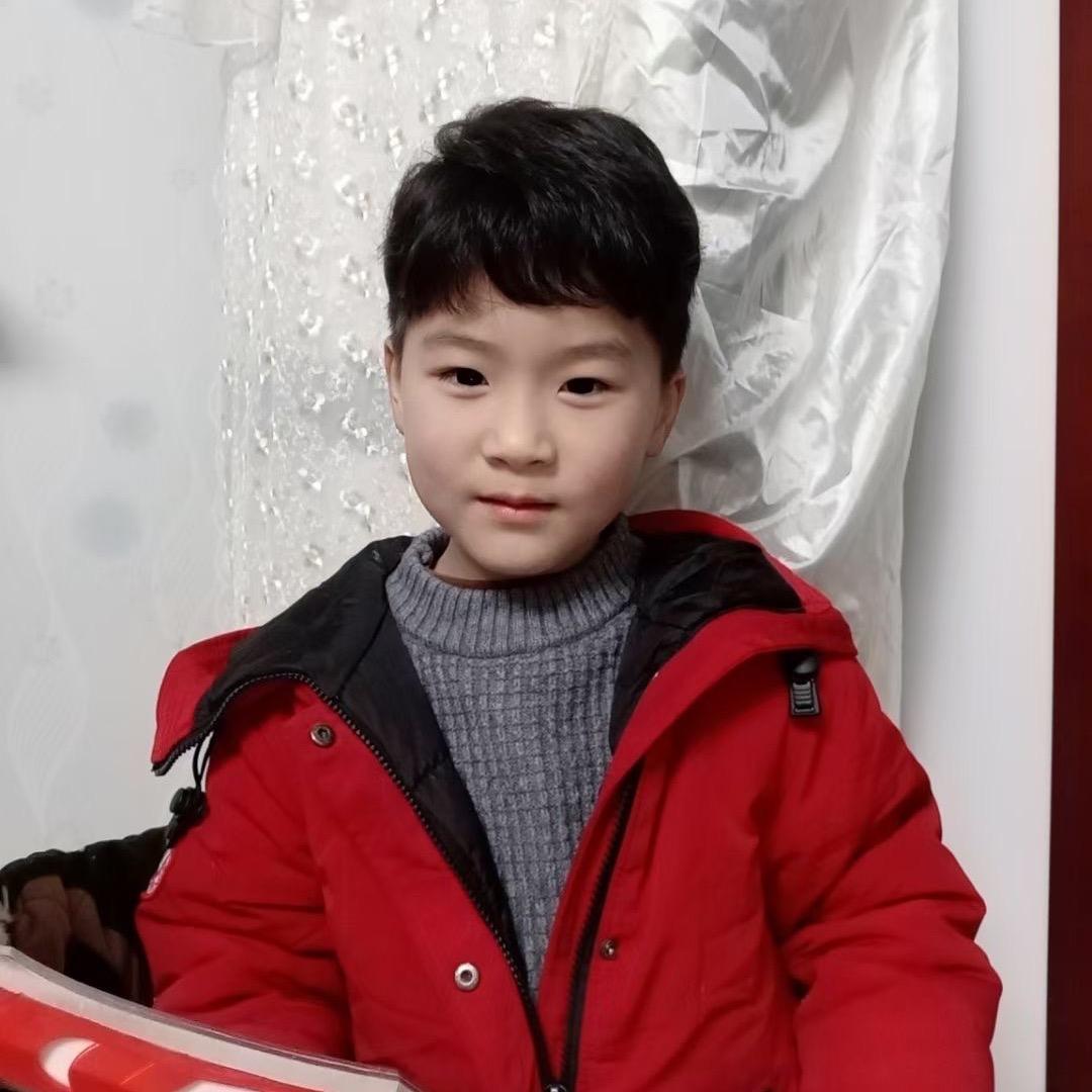 李