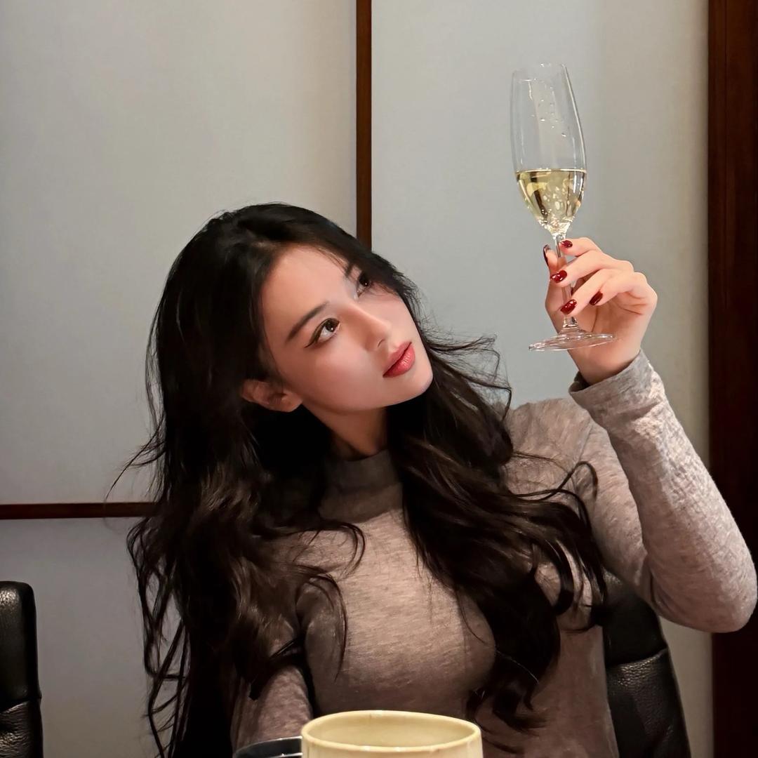 花开富贵四季平安财源滚滚飞黄腾达前途光明